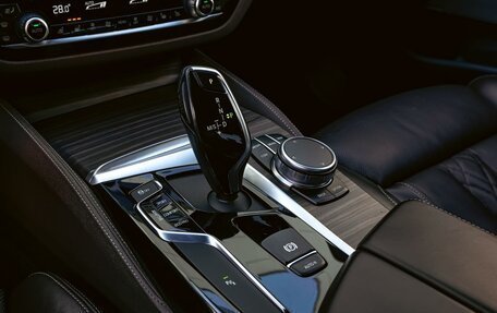 BMW 5 серия, 2019 год, 4 398 000 рублей, 15 фотография