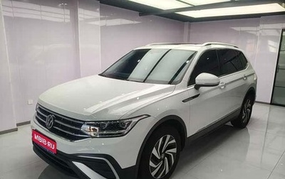 Volkswagen Tiguan II, 2023 год, 2 577 000 рублей, 1 фотография