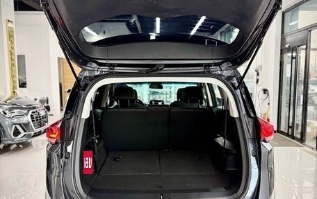 Chevrolet Orlando, 2020 год, 1 250 000 рублей, 22 фотография