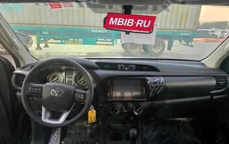 Toyota Hilux VIII, 2025 год, 4 950 000 рублей, 17 фотография