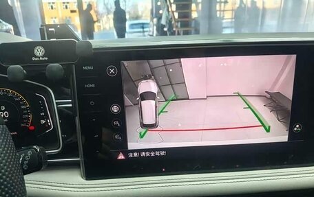 Volkswagen Tiguan II, 2023 год, 2 577 000 рублей, 9 фотография