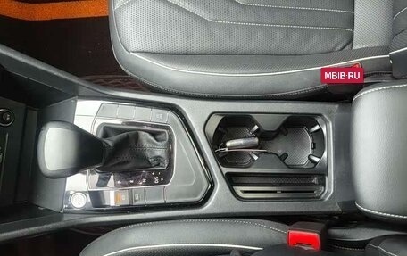 Volkswagen Tiguan II, 2023 год, 2 577 000 рублей, 12 фотография