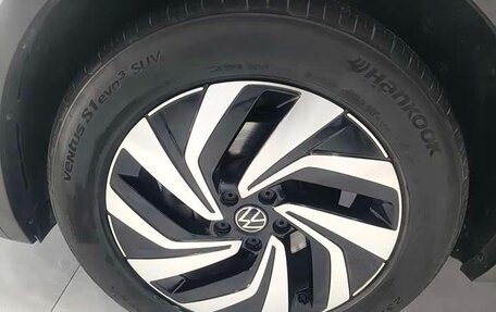 Volkswagen Tiguan II, 2023 год, 2 577 000 рублей, 24 фотография