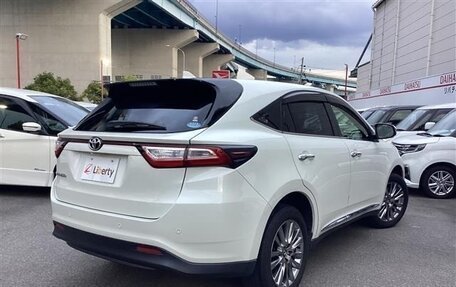 Toyota Harrier, 2019 год, 2 300 000 рублей, 6 фотография