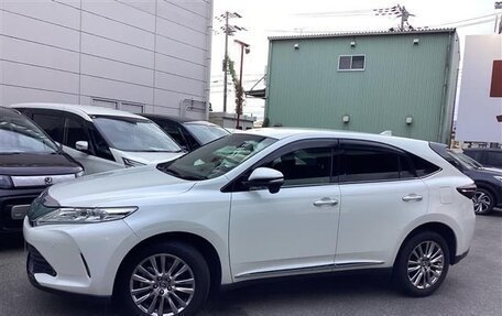 Toyota Harrier, 2019 год, 2 300 000 рублей, 3 фотография