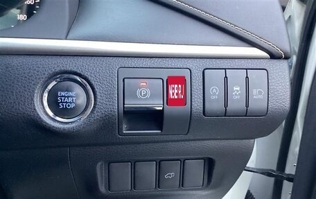 Toyota Harrier, 2019 год, 2 300 000 рублей, 12 фотография