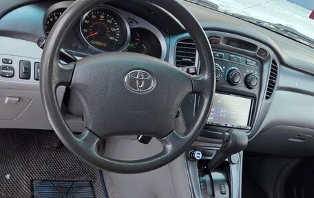 Toyota Highlander III, 2004 год, 1 100 000 рублей, 5 фотография