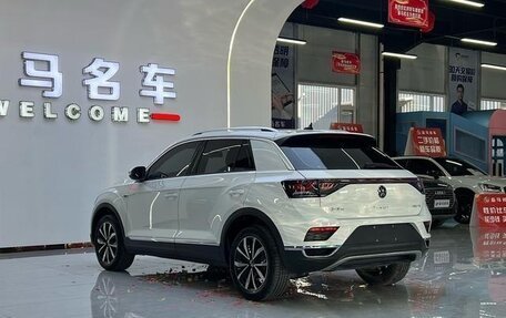 Volkswagen T-Roc I, 2024 год, 1 970 000 рублей, 6 фотография