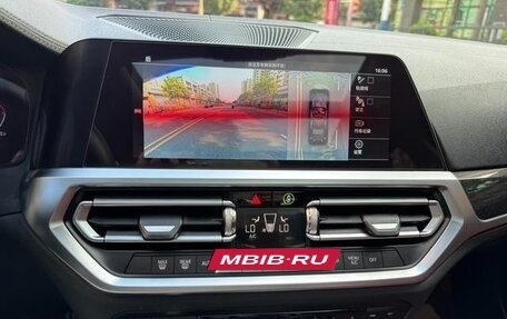 BMW 3 серия, 2022 год, 2 642 000 рублей, 12 фотография