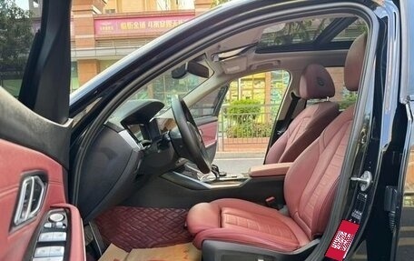 BMW 3 серия, 2022 год, 2 642 000 рублей, 16 фотография