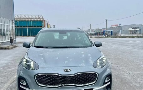 KIA Sportage IV рестайлинг, 2019 год, 2 600 000 рублей, 1 фотография