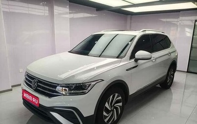 Volkswagen Tiguan II, 2022 год, 2 509 000 рублей, 1 фотография