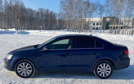 Volkswagen Jetta VI, 2011 год, 990 000 рублей, 7 фотография
