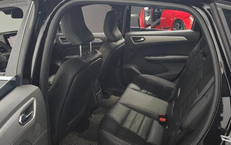 Renault Arkana I, 2025 год, 1 800 000 рублей, 9 фотография