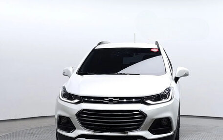 Chevrolet Trax, 2022 год, 1 350 000 рублей, 3 фотография