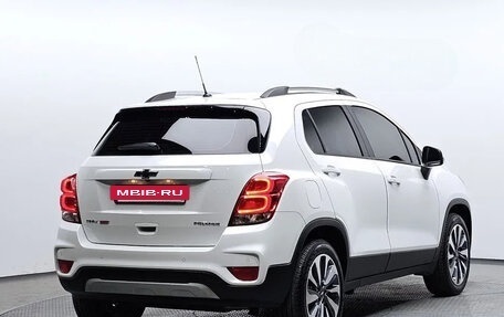 Chevrolet Trax, 2022 год, 1 350 000 рублей, 2 фотография