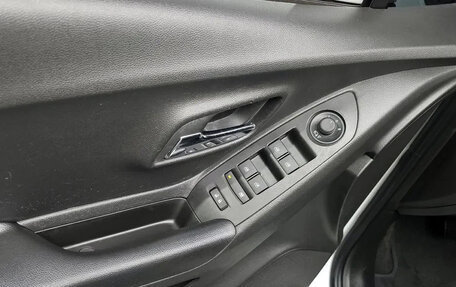 Chevrolet Trax, 2022 год, 1 350 000 рублей, 18 фотография