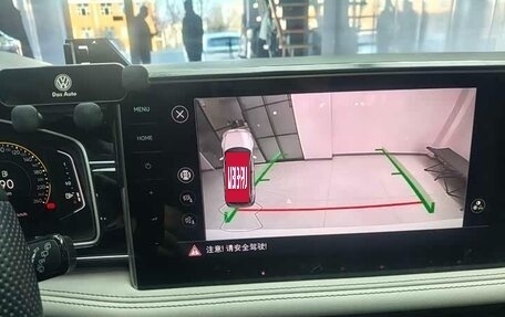 Volkswagen Tiguan II, 2022 год, 2 509 000 рублей, 19 фотография