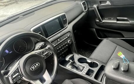 KIA Sportage IV рестайлинг, 2019 год, 2 600 000 рублей, 13 фотография