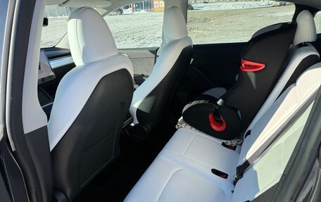 Tesla Model Y I, 2022 год, 4 900 000 рублей, 14 фотография