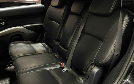 Mitsubishi Outlander III рестайлинг 3, 2007 год, 1 057 000 рублей, 10 фотография