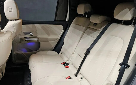 Mercedes-Benz GLB, 2024 год, 4 270 000 рублей, 6 фотография