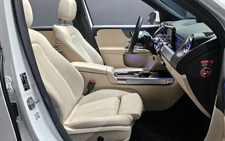 Mercedes-Benz GLB, 2024 год, 4 270 000 рублей, 7 фотография