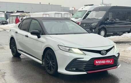 Toyota Camry, 2021 год, 3 790 000 рублей, 4 фотография