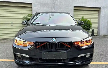 BMW 3 серия, 2018 год, 1 750 000 рублей, 2 фотография