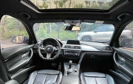 BMW 3 серия, 2018 год, 1 730 000 рублей, 13 фотография