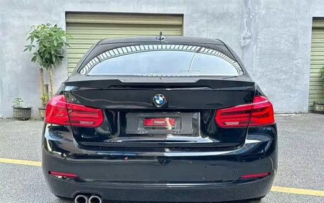 BMW 3 серия, 2018 год, 1 750 000 рублей, 5 фотография