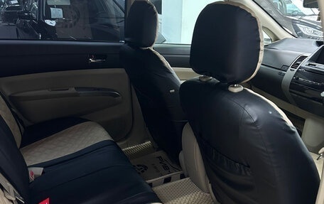 Toyota Prius, 2005 год, 690 000 рублей, 15 фотография