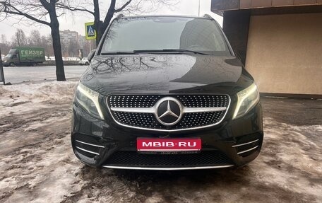 Mercedes-Benz V-Класс, 2020 год, 5 500 000 рублей, 1 фотография