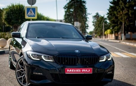 BMW 3 серия, 2021 год, 4 000 000 рублей, 1 фотография
