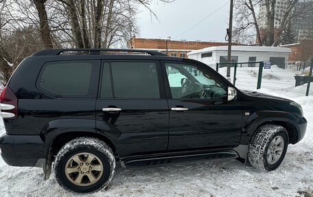 Toyota Land Cruiser Prado 120 рестайлинг, 2008 год, 2 650 000 рублей, 3 фотография