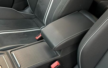 Volkswagen Golf VIII, 2023 год, 1 950 178 рублей, 14 фотография