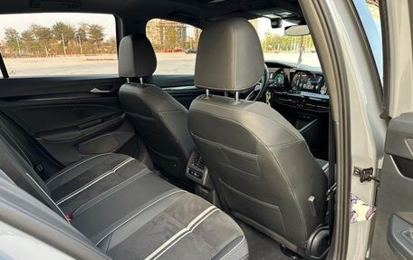 Volkswagen Golf VIII, 2023 год, 1 950 178 рублей, 30 фотография