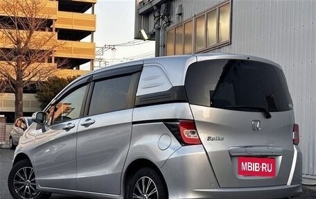 Honda Freed I, 2016 год, 987 000 рублей, 6 фотография