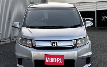 Honda Freed I, 2016 год, 987 000 рублей, 2 фотография