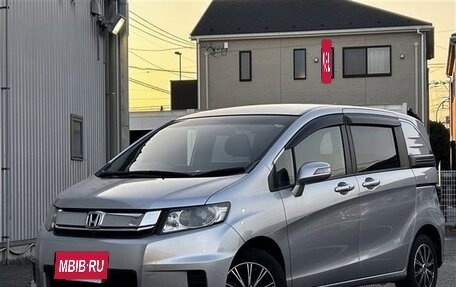 Honda Freed I, 2016 год, 987 000 рублей, 3 фотография