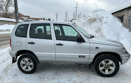 Chevrolet Niva I рестайлинг, 2008 год, 700 000 рублей, 4 фотография