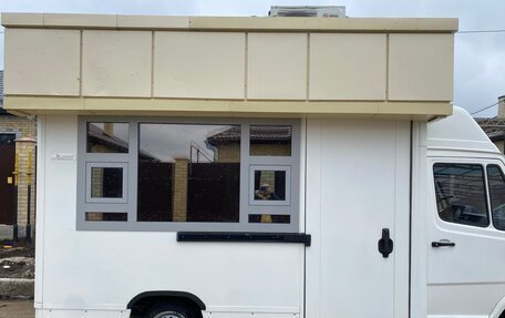 Mercedes-Benz G-Класс W463 рестайлинг _ii, 1994 год, 1 200 000 рублей, 4 фотография