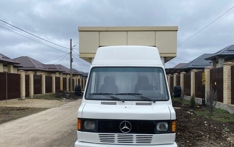 Mercedes-Benz G-Класс W463 рестайлинг _ii, 1994 год, 1 200 000 рублей, 3 фотография