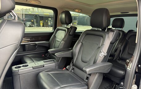 Mercedes-Benz V-Класс, 2017 год, 4 950 000 рублей, 9 фотография