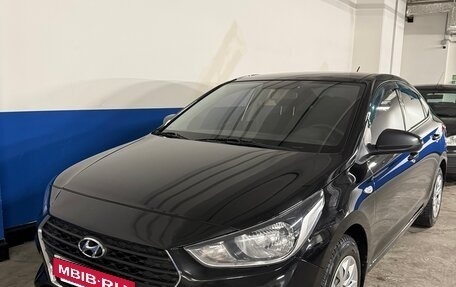 Hyundai Solaris II рестайлинг, 2019 год, 1 400 000 рублей, 5 фотография