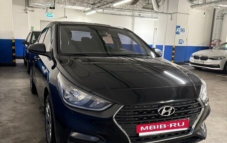 Hyundai Solaris II рестайлинг, 2019 год, 1 400 000 рублей, 4 фотография