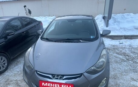 Hyundai Elantra V, 2011 год, 935 000 рублей, 2 фотография
