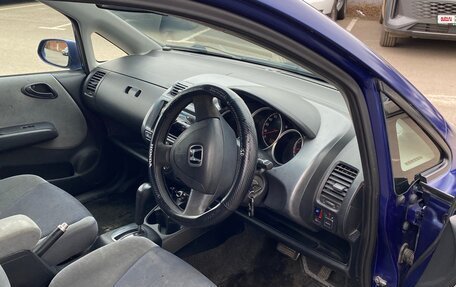 Honda Fit III, 2002 год, 395 000 рублей, 14 фотография