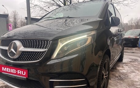 Mercedes-Benz V-Класс, 2020 год, 5 500 000 рублей, 2 фотография