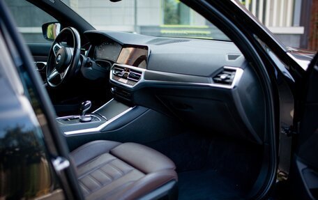 BMW 3 серия, 2021 год, 4 000 000 рублей, 8 фотография